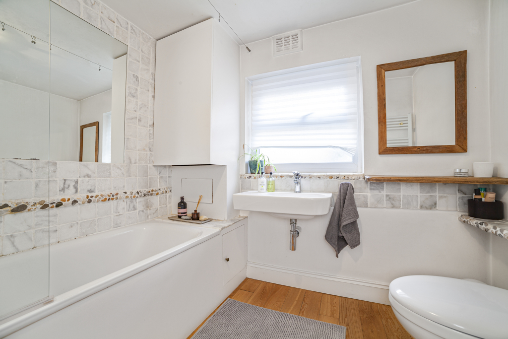 9 Victoria Road, London, NW6 6 SX