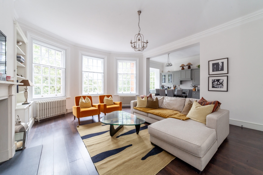 Old Ferry House, 5 Chelsea Embankment, London, SW3 4LF
