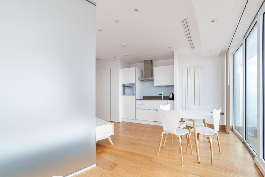 Arena Tower, 25 Crossharbour Plaza, E14 9UE