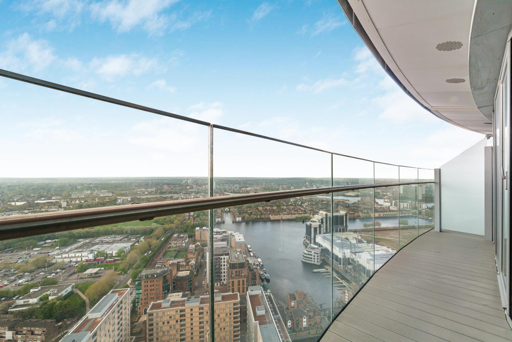 Arena Tower, 25 Crossharbour Plaza, E14 9UE