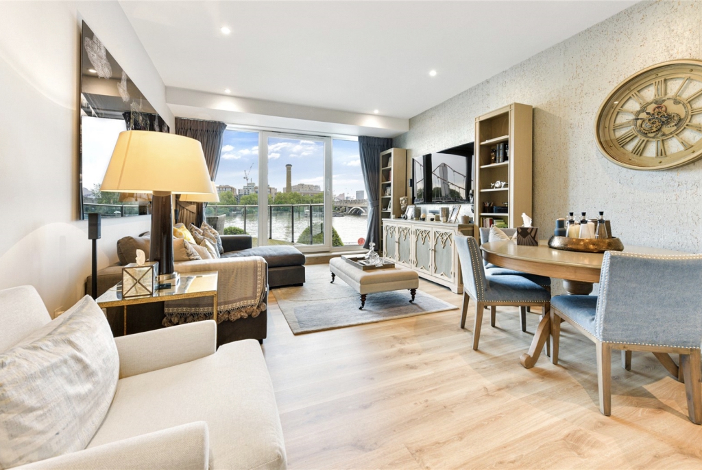 Centurion Building, 376 Queenstown Road, London, SW1 18NW