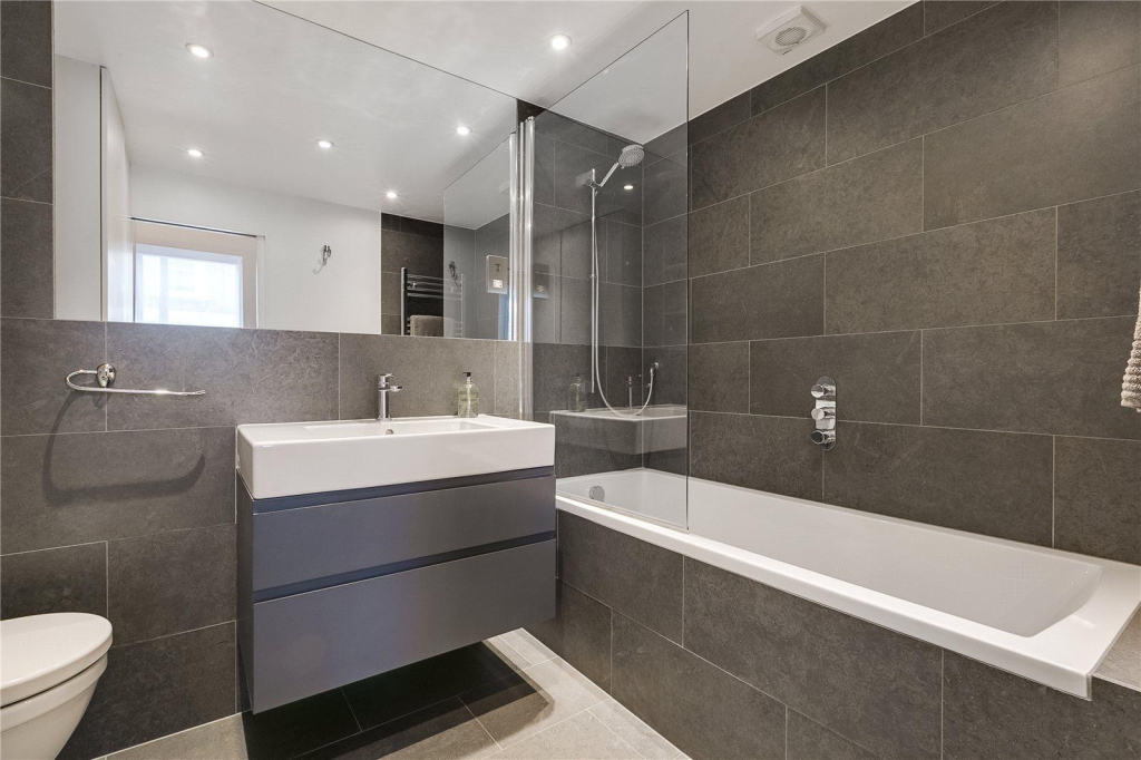40 Redcliffe Square, SW10