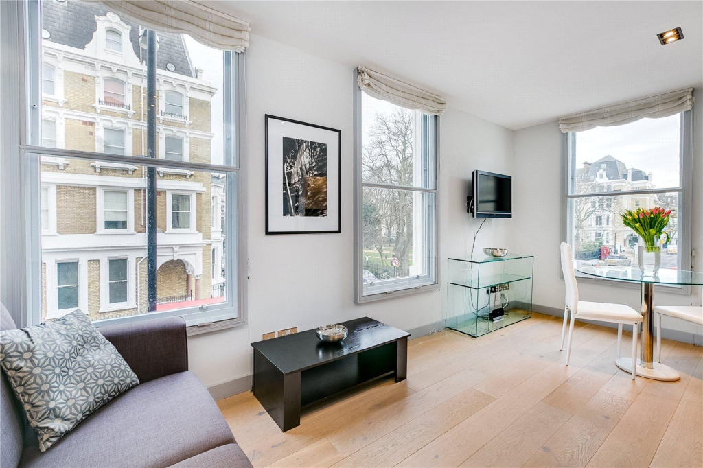 40 Redcliffe Square, SW10