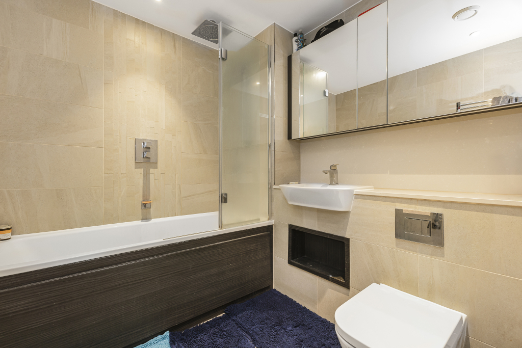 Apt 2002 Wiverton Tower, 4 New Drum Street, E1 7AT