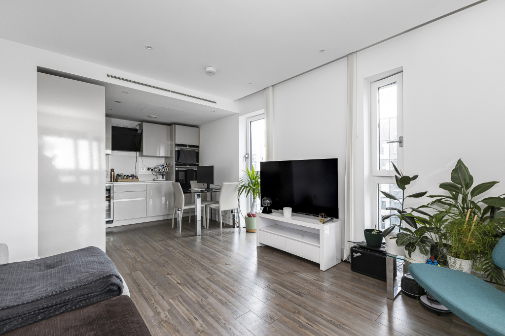 Apt 2002 Wiverton Tower, 4 New Drum Street, E1 7AT