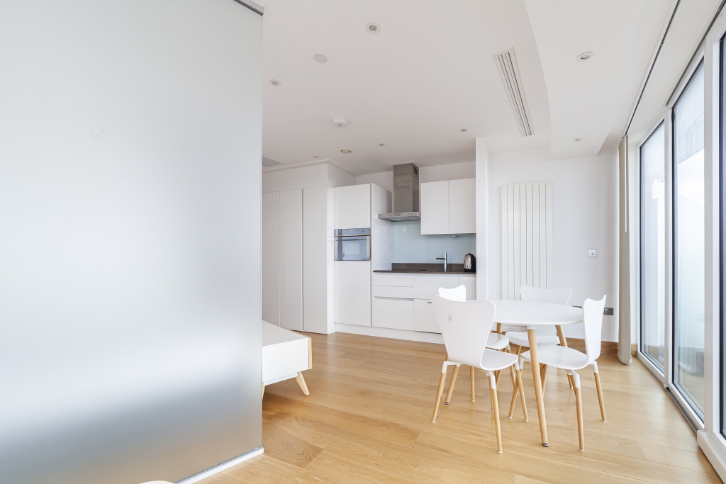 Arena Tower, 25 Crossharbour Plaza, London E14 9UE