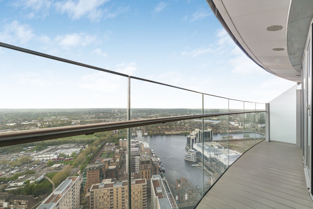 Arena Tower, 25 Crossharbour Plaza, London E14 9UE