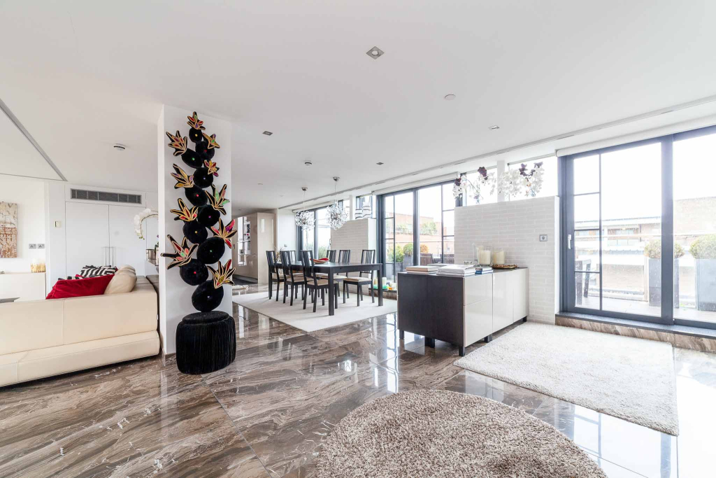 16-18 Douglas Street, London, SW1P 4PB