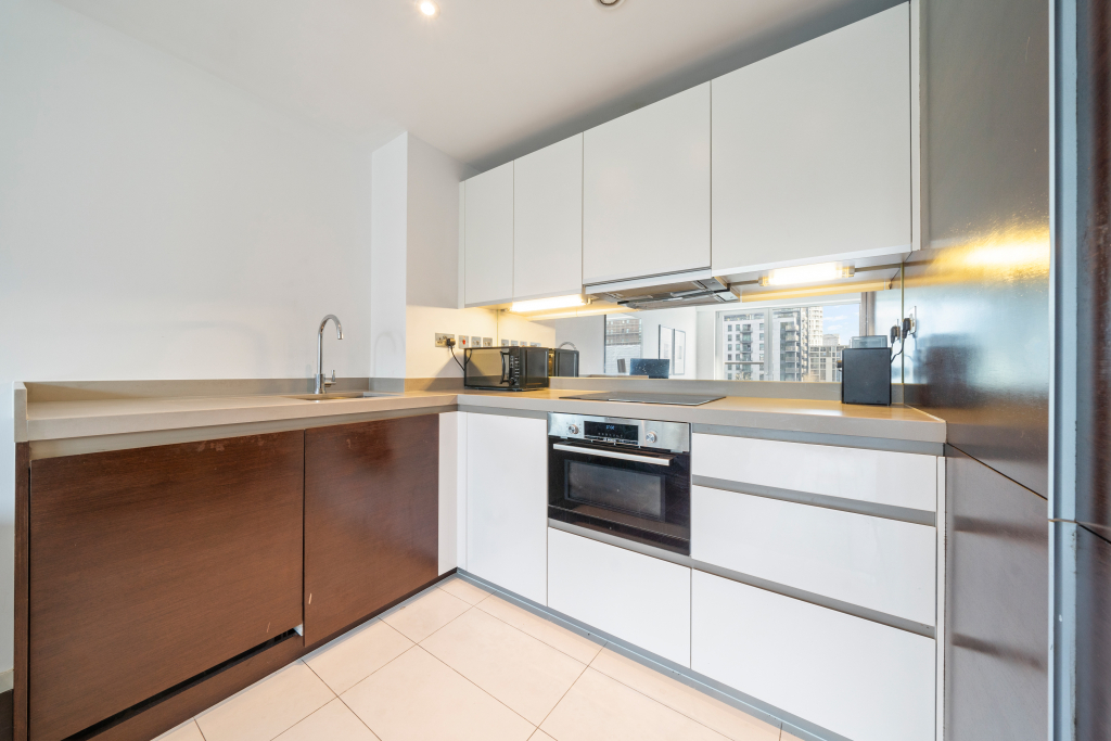 12 Baltimore Wharf, London, E14 9FG