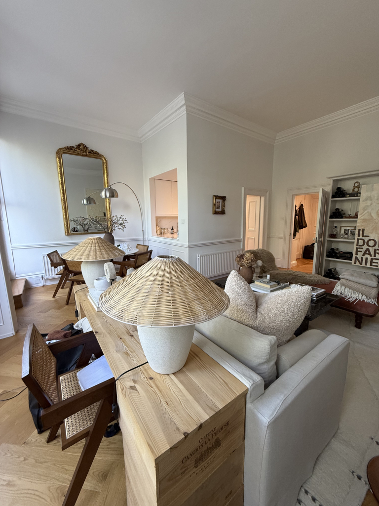 48, Brunswick Gardens, London W8 4AN