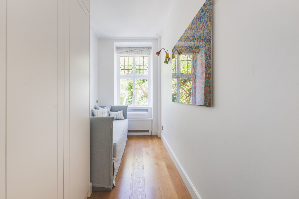 18 Collingham Gardens, London, SW5 0HS