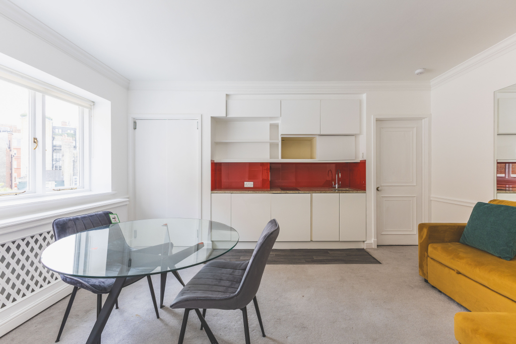 Lennox Gardens, London, SW1X 0DB