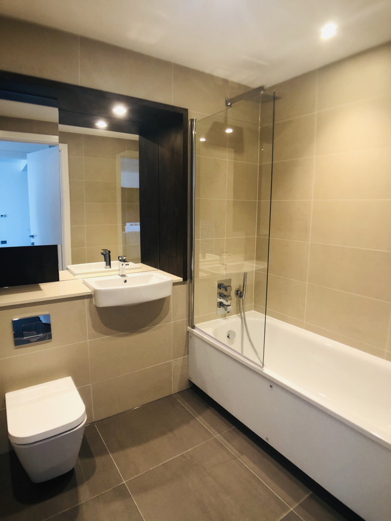 9 Harbour Way, London, E14 9DX