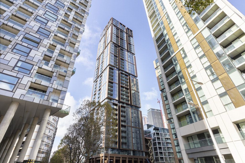 9 Harbour Way, London, E14 9DX