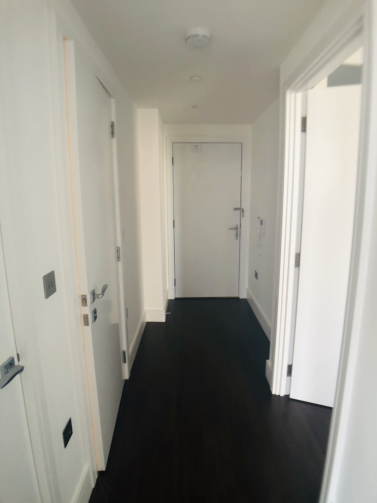 9 Harbour Way, London, E14 9DX