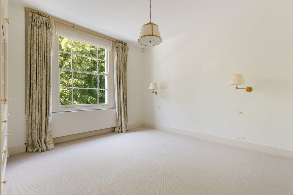 Pembridge Place, London, W2 4XB