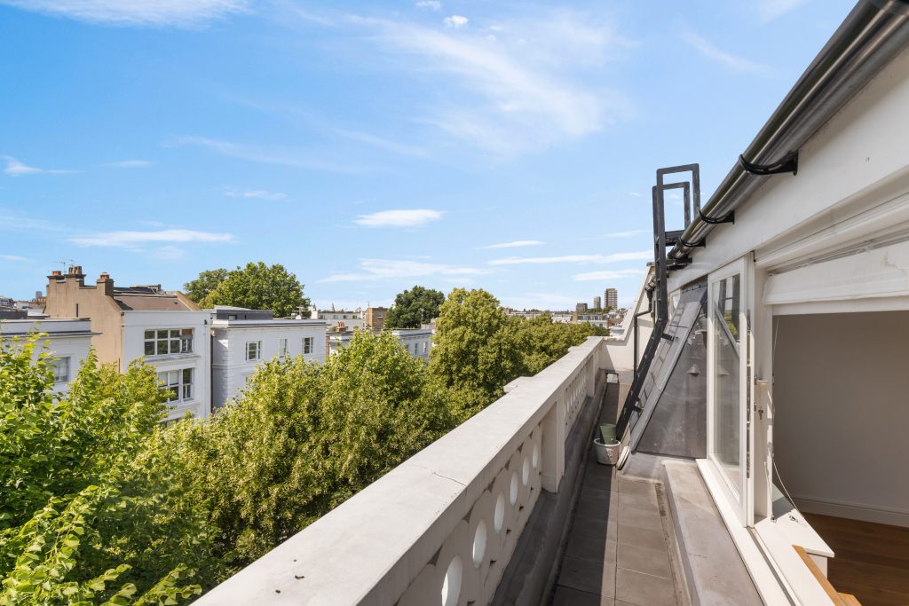Pembridge Place, London, W2 4XB