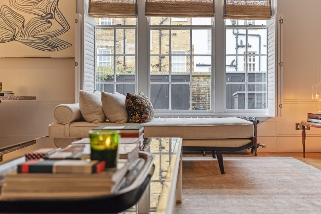 5 Lennox Gardens Mews, London, SW1X 0DP