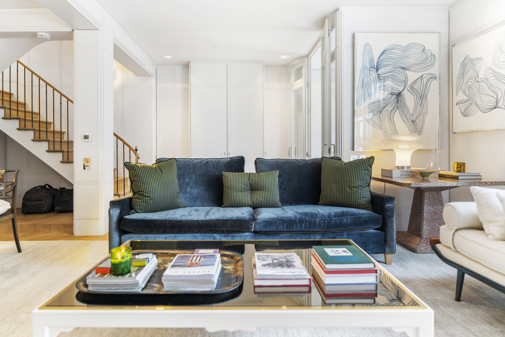 5 Lennox Gardens Mews, London, SW1X 0DP