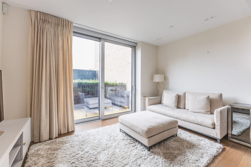 2 Bolander Grove, SW6 1EY