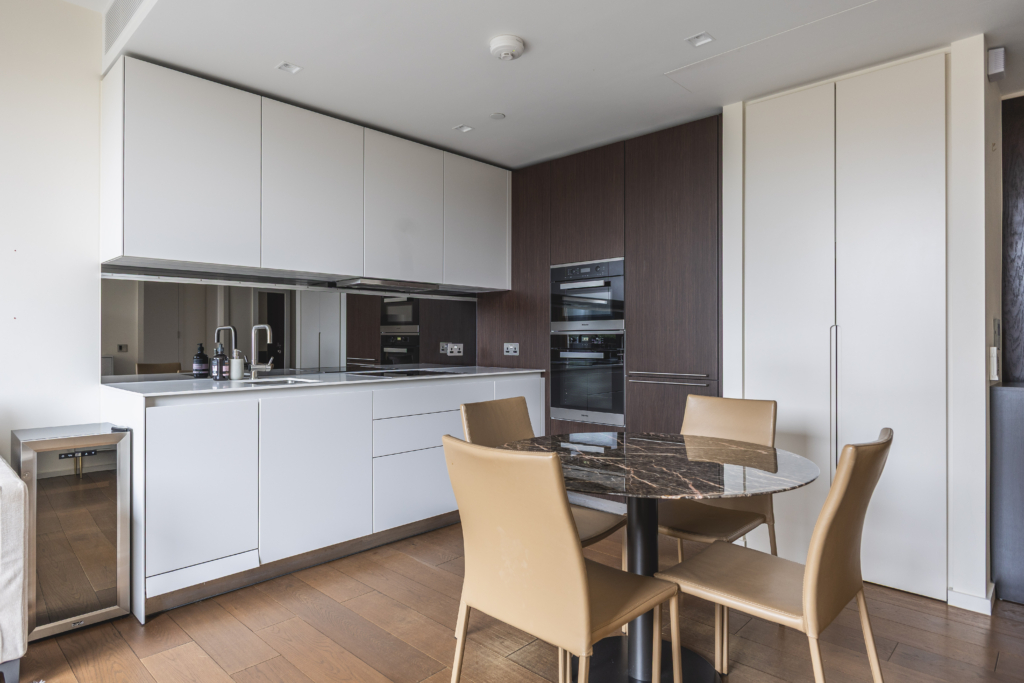 2 Bolander Grove, SW6 1EY