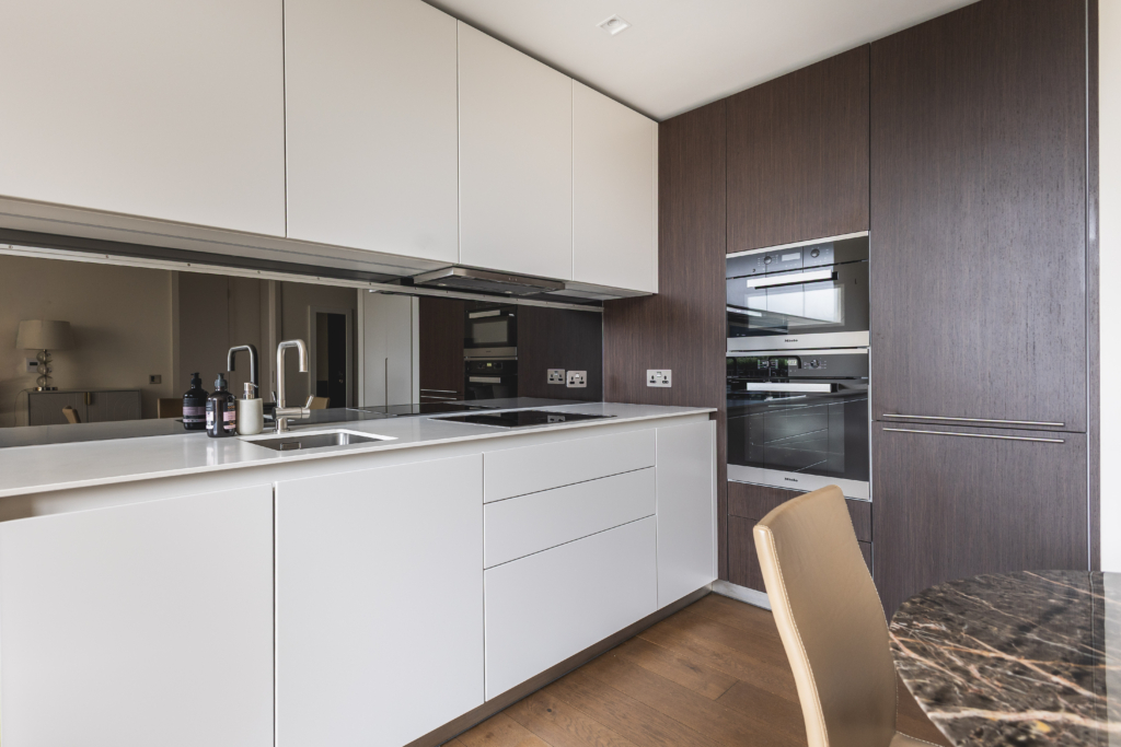 2 Bolander Grove, SW6 1EY