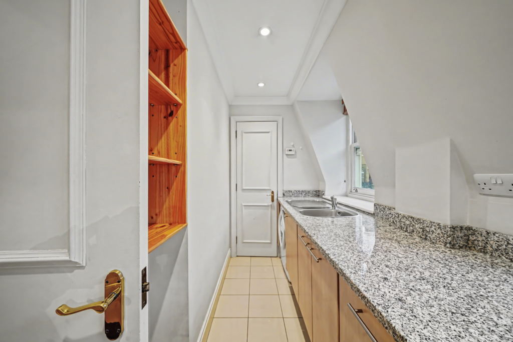 48 Stanhope Gardens, SW7 5RD