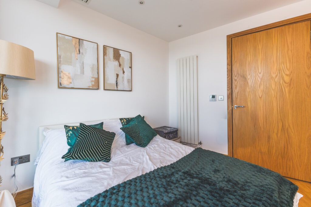 Arena Tower, 25 Crossharbour Plaza, E14 9YF