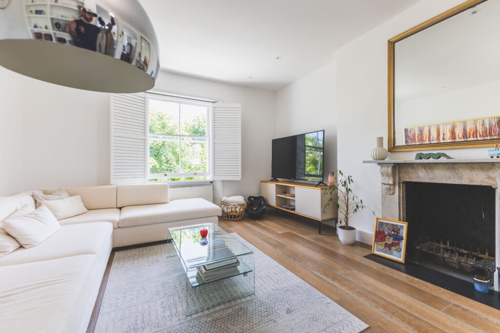 54 Bassett Road, London, W10 6JL
