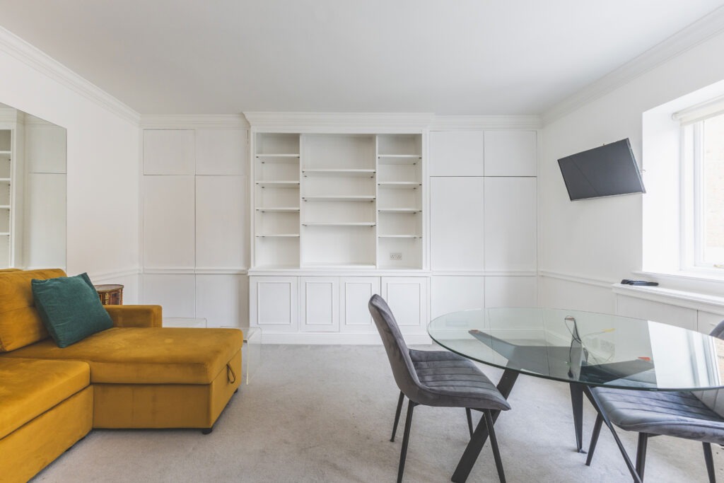 15 Lennox Gardens, London, SW1X 0DB
