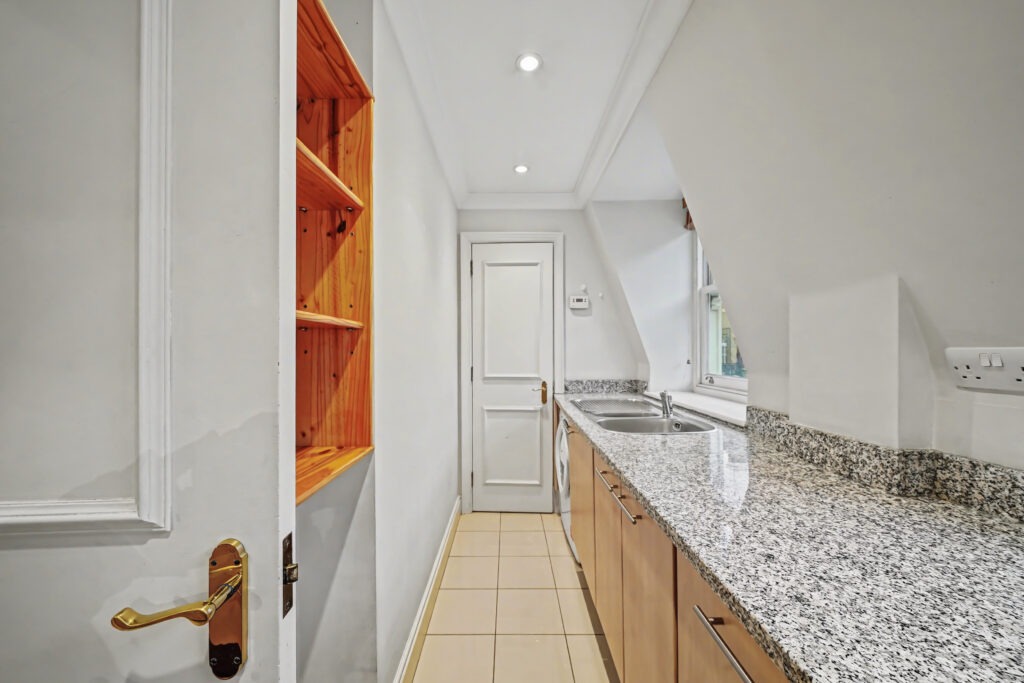 48 Stanhope Gardens, SW7 5RD